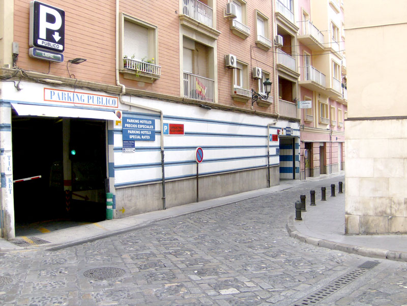Parking en el centro de Granada: Parking Plaza los Campos